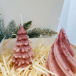 Rózsaszín Csillámos Fenyőfa Gyertyaszett, Karácsony, Karácsonyi lakásdekoráció, Karácsonyi illatgyertya, mécses, Gyertya-, mécseskészítés, MESKA