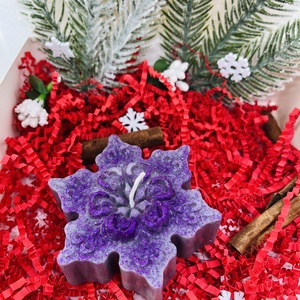 Lila Csillámos Fenyő és Manó Gyertyaszett - karácsony - karácsonyi lakásdekoráció - karácsonyi illatgyertya, mécses - Meska.hu