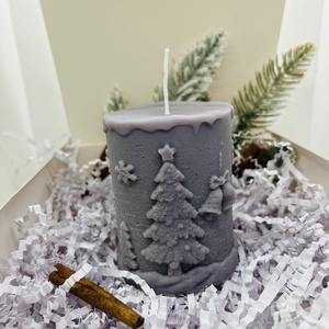 Téli Fenyőfás Rénszarvasos Gyertya - karácsony - karácsonyi lakásdekoráció - karácsonyi illatgyertya, mécses - Meska.hu