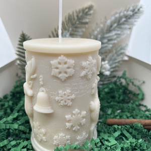 Bézs szarvasos tömb gyertya  - karácsony - karácsonyi lakásdekoráció - karácsonyi illatgyertya, mécses - Meska.hu