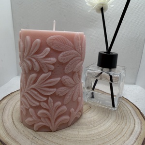 Kézműves pávás díszgyertya � elegáns, púderrózsaszín különlegesség - otthon & életmód - gyertya, illat, aroma - gyertya - Meska.hu
