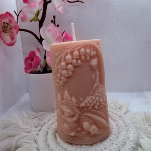 Barack színű, gyöngyvirág mintás kézműves tömb gyertya - Meska.hu