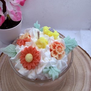 Apró virágos üveges d�szgyertya - barackvirág színben  - otthon & életmód - gyertya, illat, aroma - gyertya - Meska.hu