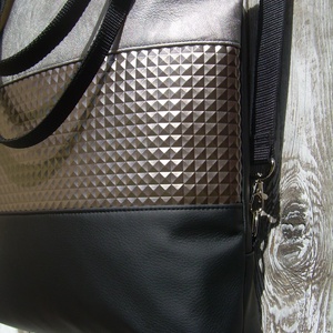 CITY BAG HÁTIZSÁK/OLDALTÁSKA/VÁLLTÁSKA : Metálos elegancia 2. - táska & tok - hátizsák - hátizsák - Meska.hu CITY BAG HÁTIZSÁK/OLDALTÁSKA/VÁLLTÁSKA : Metálos elegancia 2. - táska & tok - hátizsák - hátizsák - Meska.hu