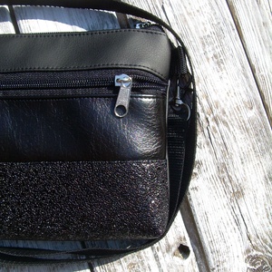  MINI CITY BAG : Metálos elegancia feketével 3. - táska & tok - kézitáska & válltáska - vállon átvethető táska - Meska.hu