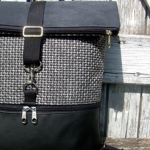  ROLL TOP CITY BAG : Variációk fekete bőrre és szövetre 5. - táska & tok - hátizsák - hátizsák - Meska.hu