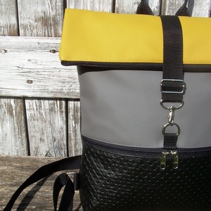 ROLL TOP CITY BAG : Variációk feketére sárgával és szürkével - táska & tok - hátizsák - roll top hátizsák - Meska.hu