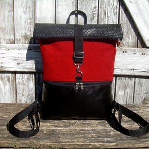  ROLL TOP CITY BAG : Elegáns fekete és bíborvörös - táska & tok - hátizsák - roll top hátizsák - Meska.hu