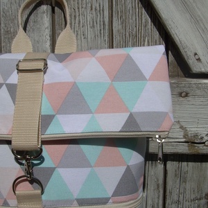 ROLL TOP CITY BAG : Variációk szürkére és mozaik mintára - táska & tok - hátizsák - roll top hátizsák - Meska.hu ROLL TOP CITY BAG : Variációk szürkére és mozaik mintára - táska & tok - hátizsák - roll top hátizsák - Meska.hu