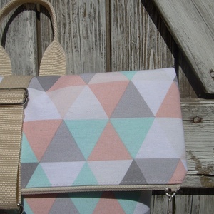 ROLL TOP CITY BAG : Variációk szürkére és mozaik mintára - táska & tok - hátizsák - roll top hátizsák - Meska.hu ROLL TOP CITY BAG : Variációk szürkére és mozaik mintára - táska & tok - hátizsák - roll top hátizsák - Meska.hu