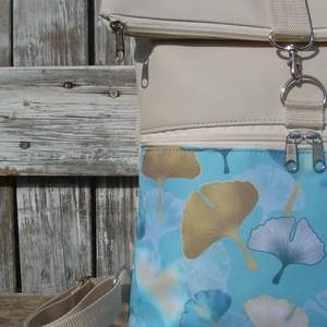 VÍZÁLLÓ ROLL TOP CITY BAG : Ginkgo levelek bézzsel - táska & tok - hátizsák - roll top hátizsák - Meska.hu