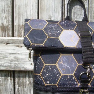 VÍZÁLLÓ ROLL TOP CITY BAG : Variációk kaptár mintára - táska & tok - hátizsák - roll top hátizsák - Meska.hu