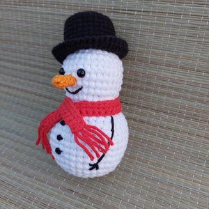 Horgolt hóember - amigurumi - játék & sport - plüssállat & játékfigura - más figura - Meska.hu