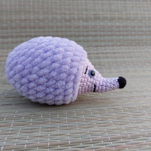 Horgolt lila sün - amigurumi, Játék & Sport, Plüssállat & Játékfigura, Süni, Horgolás, Baba-és bábkészítés, MESKA
