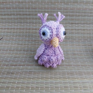 Horgolt lila bagoly - amigurumi, Játék & Sport, Plüssállat & Játékfigura, Bagoly, Horgolás, Baba-és bábkészítés, MESKA