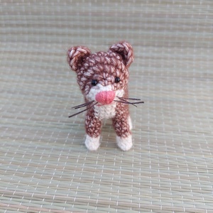 Horgolt barna cirmos cica - amigurumi - játék & sport - plüssállat & játékfigura - cica - Meska.hu