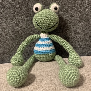 Amigurumi béka, Játék & Sport, Plüssállat & Játékfigura, Béka, Horgolás, MESKA