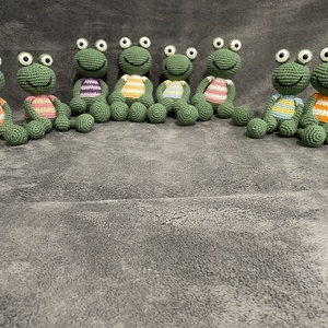 Egyedi megrendelés - Amigurumi békák - játék & sport - plüssállat & játékfigura - béka - Meska.hu