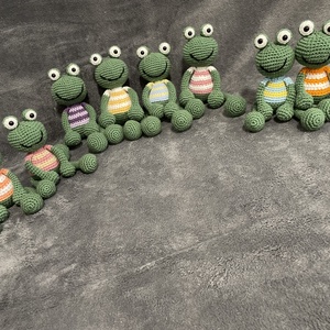 Egyedi megrendelés - Amigurumi békák - játék & sport - plüssállat & játékfigura - béka - Meska.hu