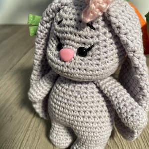 Amigurumi nyuszi masnival - játék & sport - plüssállat & játékfigura - nyuszi - Meska.hu