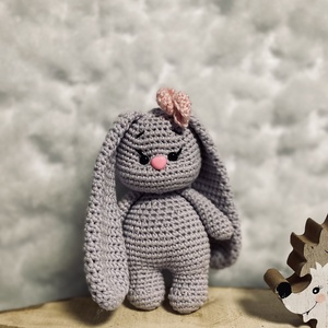 Amigurumi nyuszi masnival - játék & sport - plüssállat & játékfigura - nyuszi - Meska.hu