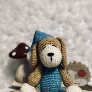 Alvó kutyus hálósapival - játék & sport - plüssállat & játékfigura - kutya - Meska.hu