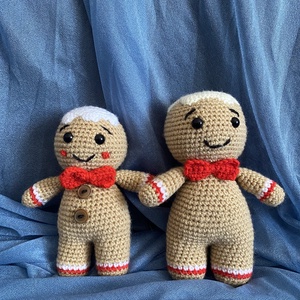 Amigurumi horgolt Mézi - karácsony - karácsonyi lakásdekoráció - karácsonyi manók, figurák - Meska.hu
