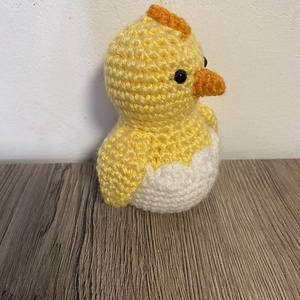 Horgolt csibe - játék & sport - plüssállat & játékfigura - madár - Meska.hu