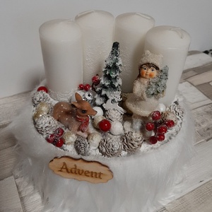 Adventi asztaldísz kislánnyal - Meska.hu