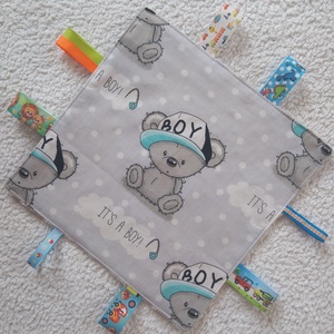 Baba készségfejlesztő címkekendő,alvópárna - baba - mama - baba játékok - szundikendő, alvóka - Meska.hu