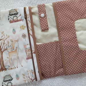 Erdei állatos Pelenkatáska, pelenkázótáska és Egészségügyi kiskönyv borító szett - baba - mama - pelenkázó, babafürdető kellékek - pelenkázó neszeszer, pelenkatartó - Meska.hu