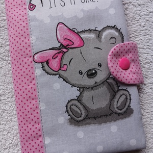 Új Design - IT'S A GIRL! - Egészségügyi könyv borító textilből - baba - mama - babaemlékek - egészségügyi kiskönyv borító - Meska.hu