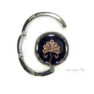 Fekete-rózsaszín tűzzománc táskatartó - táska & tok - kulcstartó & táskadísz - táskaakasztó - Meska.hu