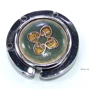 Pisztáciazöld tűzzománc táskatartó, Táska & Tok, Kulcstartó & Táskadísz, Táskaakasztó, Ékszerkészítés, Tűzzománc, MESKA