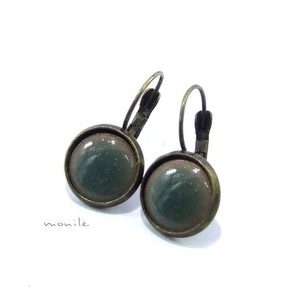 Pisztáciazöld tűzzománc fülbevaló - ékszer - fülbevaló - lógó fülbevaló - Meska.hu