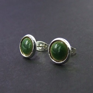 Kicsi zöld tűzzománc bedugós fülbevaló -  - Meska.hu