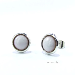 Kicsi fehér tűzzománc bedugós fülbevaló, Ékszer, Fülbevaló, Pötty fülbevaló, Ékszerkészítés, Tűzzománc, MESKA