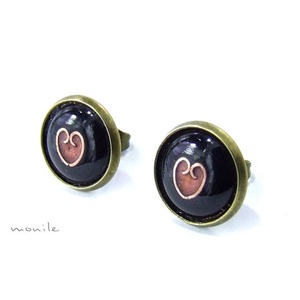 Bedugós tűzzománc fülbevaló - szíves fekete-rózsaszín - ékszer - fülbevaló - pötty fülbevaló - Meska.hu