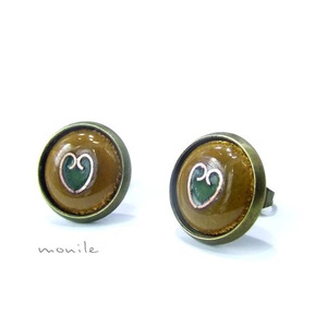 Bedugós tűzzománc fülbevaló - szíves mustársárga-zöld - ékszer - fülbevaló - pötty fülbevaló - Meska.hu