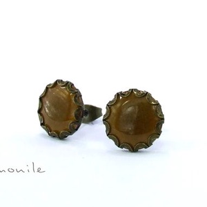 Mustársárga tűzzománc bedugós fülbevaló hullámos széllel - ékszer - fülbevaló - pötty fülbevaló - Meska.hu