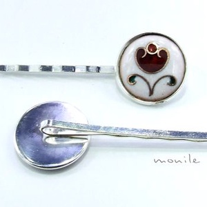 Virágos fehér-piros tűzzománc hajcsat - ruha & divat - hajdísz & hajcsat - hajcsat & hajtű - Meska.hu