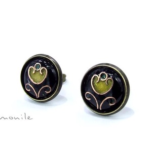 Virágos fekete-zöld tűzzománc bedugós fülbevaló - ékszer - fülbevaló - pötty fülbevaló - Meska.hu