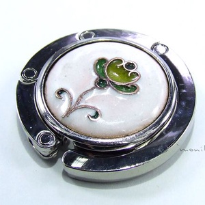 Virágos tűzzománc táskatartó (fehér-zöld), Táska & Tok, Kulcstartó & Táskadísz, Táskaakasztó, Ékszerkészítés, Tűzzománc, MESKA