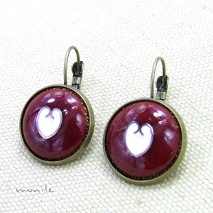 Szives bordó-fehér tűzzománc fülbevaló, , Ékszerkészítés, Tűzzománc, MESKA