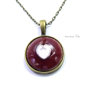 Szíves bordó-fehér tűzzománc nyaklánc -  - Meska.hu