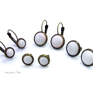 Fehér tűzzománc bedugós fülbevaló -  - Meska.hu