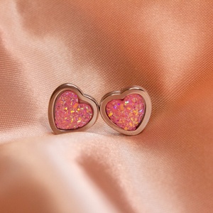 Szivecskés fülbevalók - ékszer - fülbevaló - pötty fülbevaló - Meska.hu