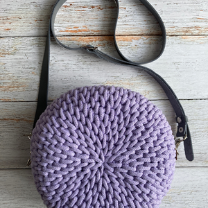 Lavanda horgolt macaron crossbody táska - Meska.hu