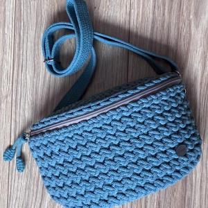 'Aurora' horgolt övtáska - táska & tok - övtáska - Meska.hu