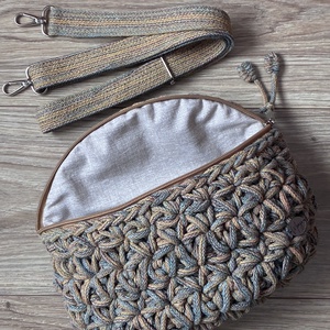 Sofia horgolt övtáska - táska & tok - övtáska - Meska.hu